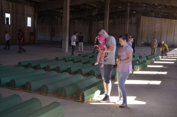 Srebrenitsa soykırımının 20. yılı 30
