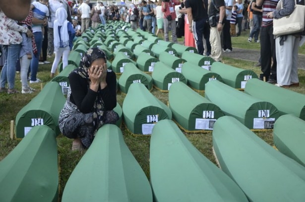 Srebrenitsa soykırımının 20. yılı 34