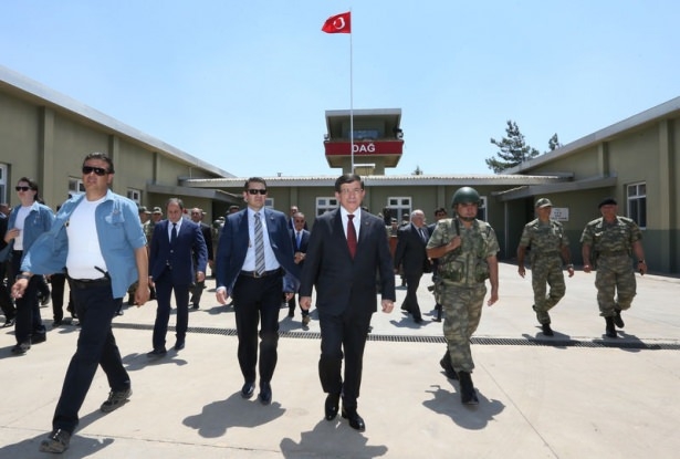 Davutoğlu, Dağ Hudut Karakolu'nda 12
