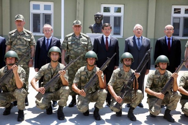 Davutoğlu, Dağ Hudut Karakolu'nda 6