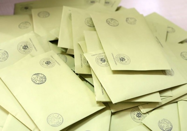 Türkiye erken seçim istiyor mu? 12