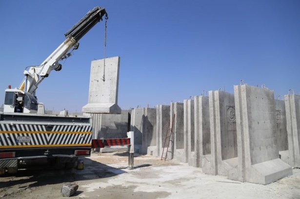 Suriye sınırına 3 metrelik beton duvar 20