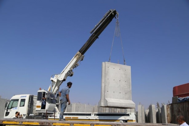 Suriye sınırına 3 metrelik beton duvar 32