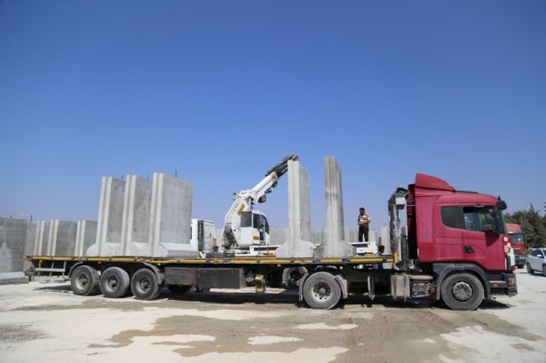 Suriye sınırına 3 metrelik beton duvar 35