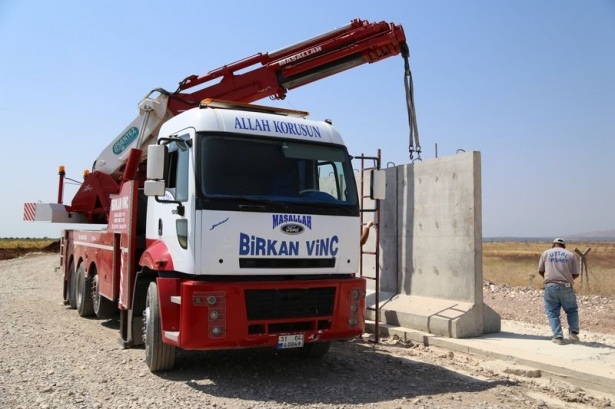 Suriye sınırına 3 metrelik beton duvar 7