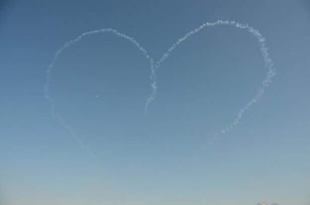 Türk Yıldızlarının gösteri uçuşu nefes kesti 12