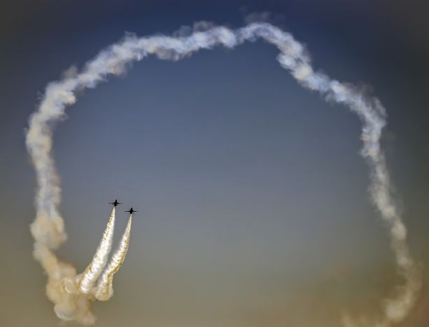 Türk Yıldızlarının gösteri uçuşu nefes kesti 23