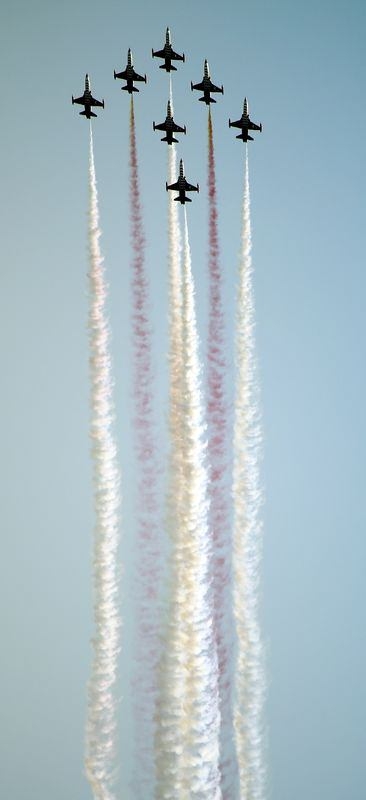 Türk Yıldızlarının gösteri uçuşu nefes kesti 9