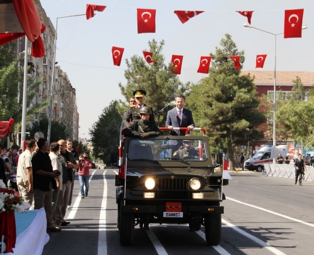 Büyük Zafer'in 93. yıldönümü 243