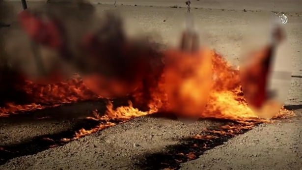 IŞİD'in yeni katliam yöntemi kan dondurdu (+18) 11