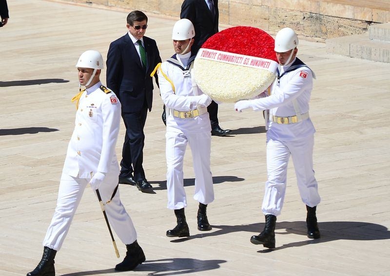 Kabine üyeleri Anıtkabir'de 12