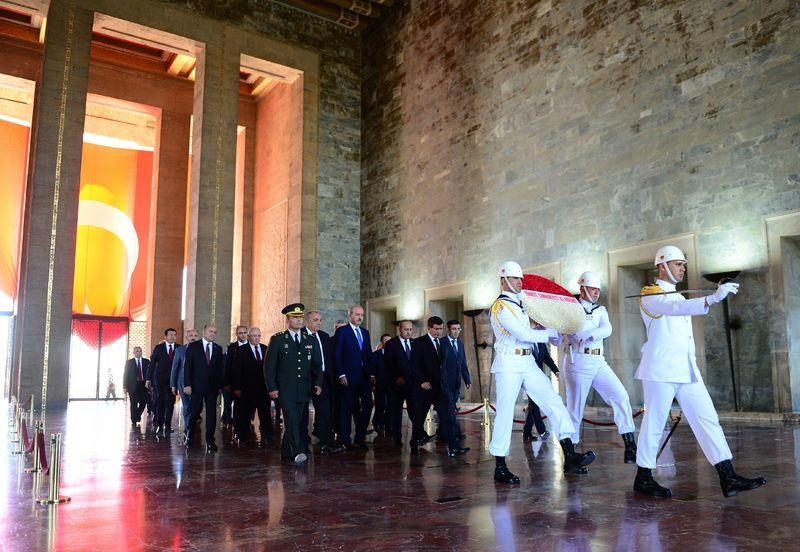 Kabine üyeleri Anıtkabir'de 14