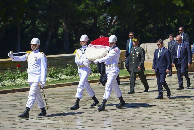 Kabine üyeleri Anıtkabir'de 2