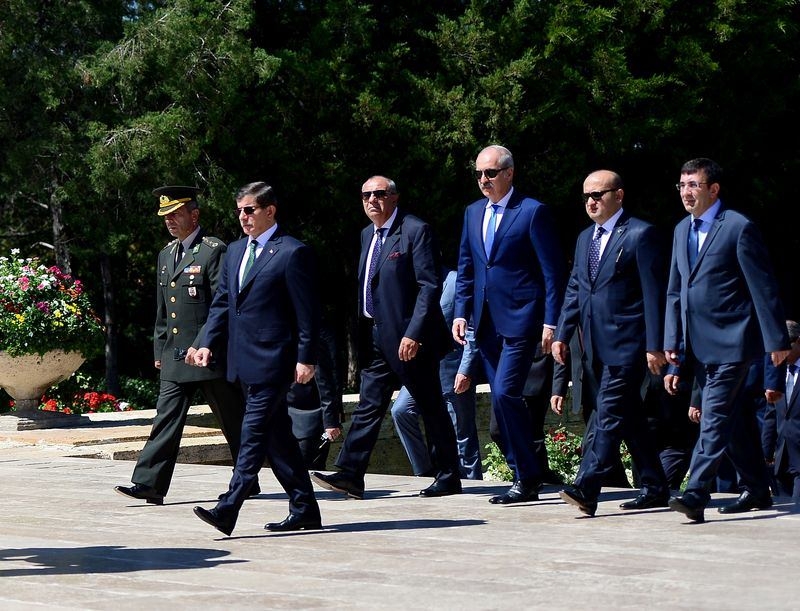 Kabine üyeleri Anıtkabir'de 36