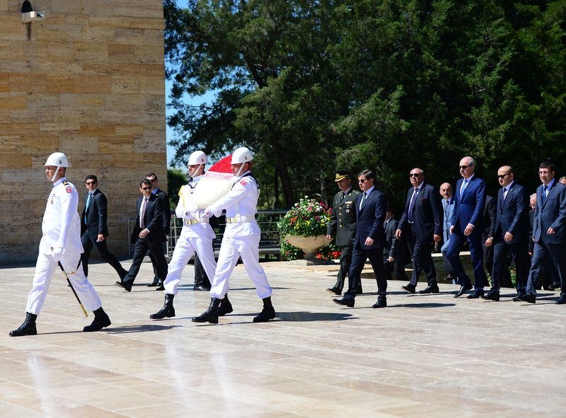 Kabine üyeleri Anıtkabir'de 8