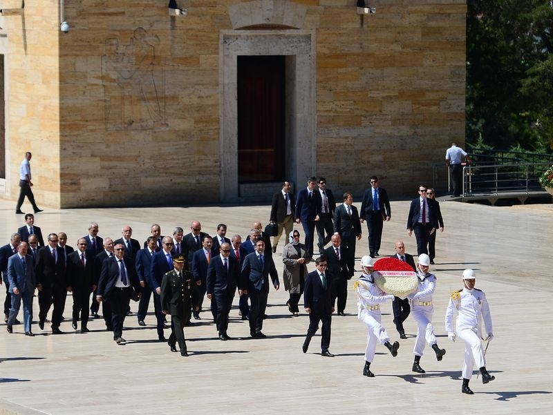 Kabine üyeleri Anıtkabir'de 9