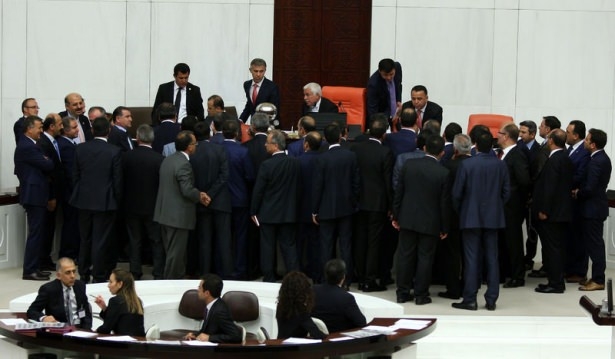 TBMM'de gergin dakikalar 1