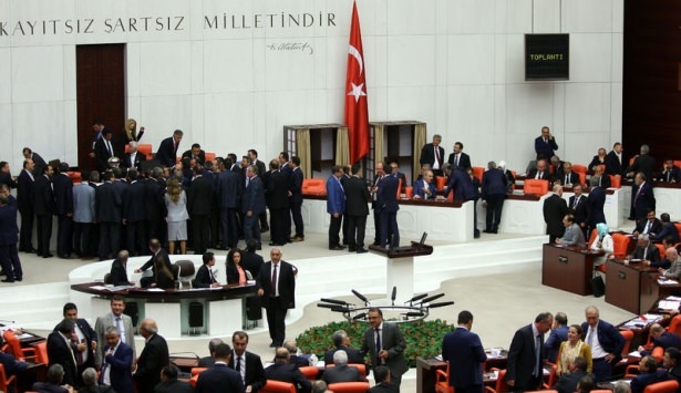 TBMM'de gergin dakikalar 15