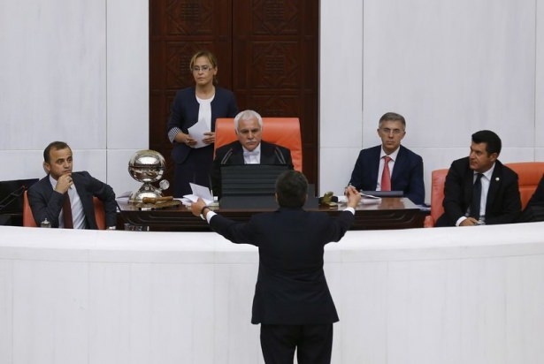 TBMM'de gergin dakikalar 16