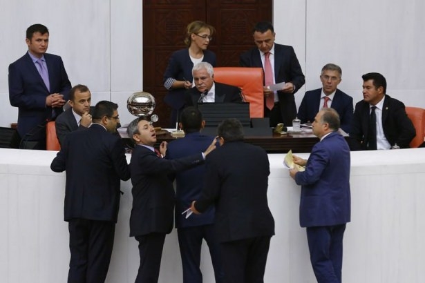 TBMM'de gergin dakikalar 5