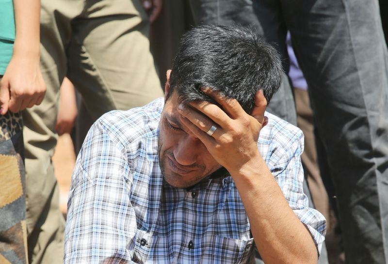 Minik Aylan, gözyaşlarıyla toprağa verildi 14