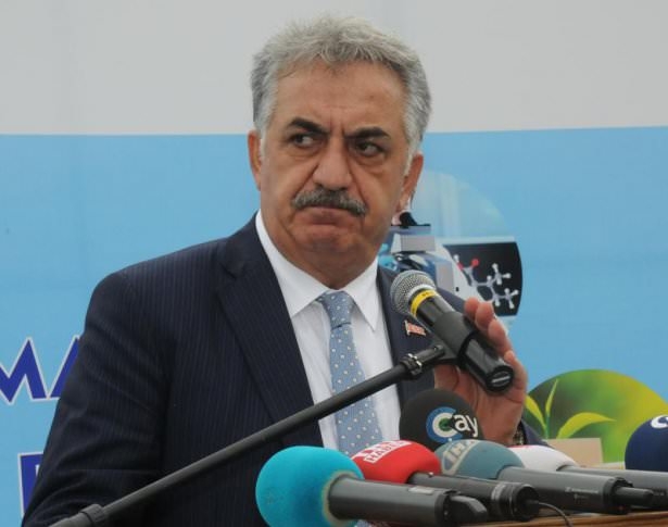 Ak Parti hükümeti ve bakanları 33