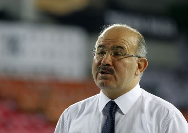 Ak Parti hükümeti ve bakanları 35