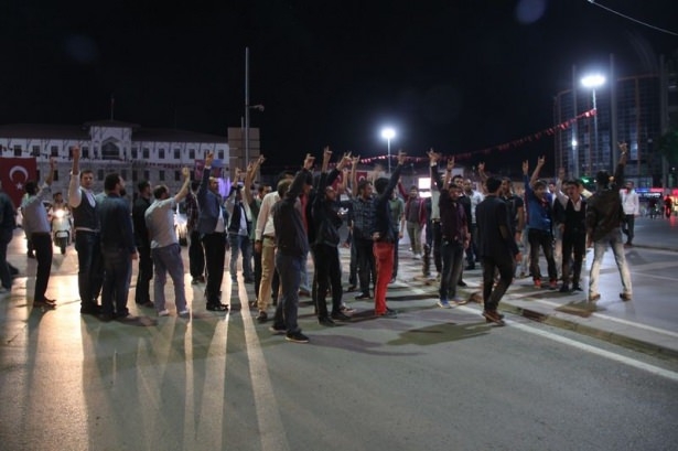 Dağlıca saldırısı vatandaşları sokağa döktü 13