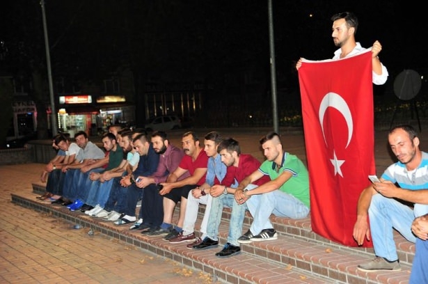 Dağlıca saldırısı vatandaşları sokağa döktü 16