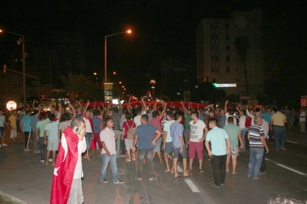 Dağlıca saldırısı vatandaşları sokağa döktü 18