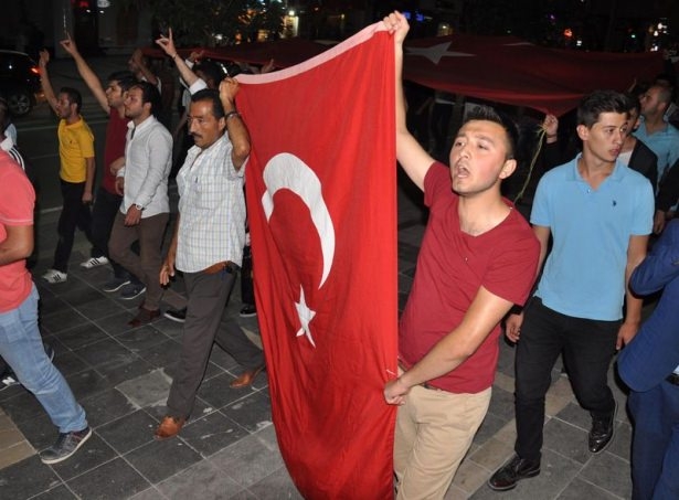 Dağlıca saldırısı vatandaşları sokağa döktü 20