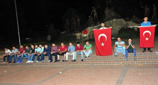 Dağlıca saldırısı vatandaşları sokağa döktü 21