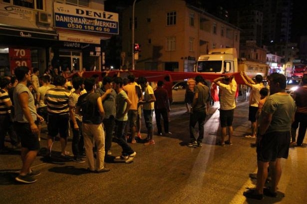 Dağlıca saldırısı vatandaşları sokağa döktü 37