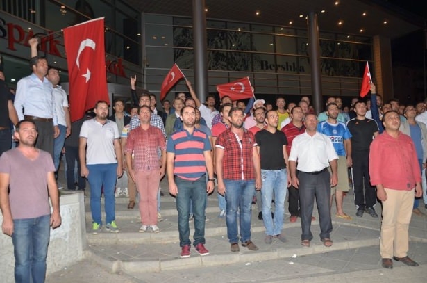 Dağlıca saldırısı vatandaşları sokağa döktü 44