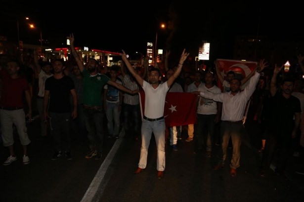 Dağlıca saldırısı vatandaşları sokağa döktü 53