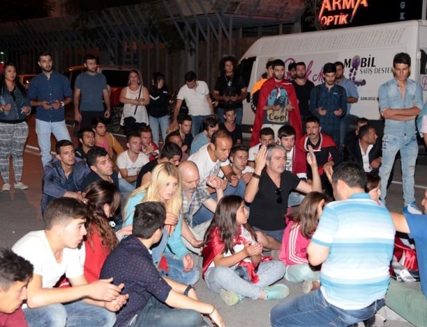 Dağlıca saldırısı vatandaşları sokağa döktü 73