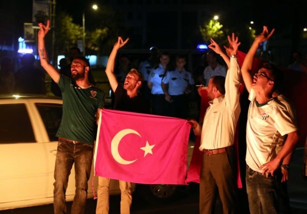 Dağlıca saldırısı vatandaşları sokağa döktü 80