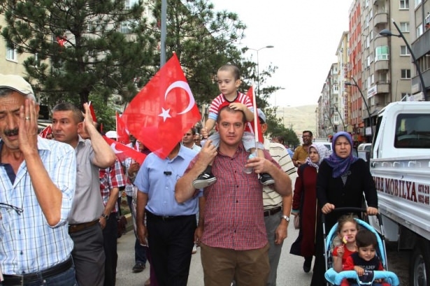 Türkiye'de teröre lanet yürüyüşleri 152