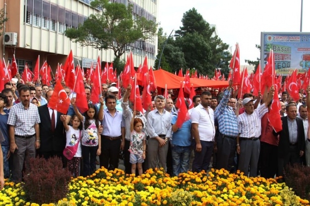 Türkiye'de teröre lanet yürüyüşleri 154