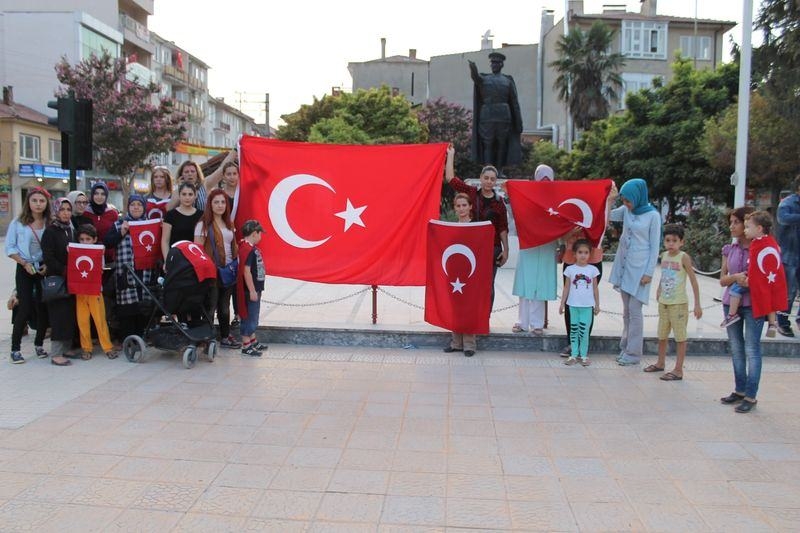 Türkiye'de teröre lanet yürüyüşleri 33