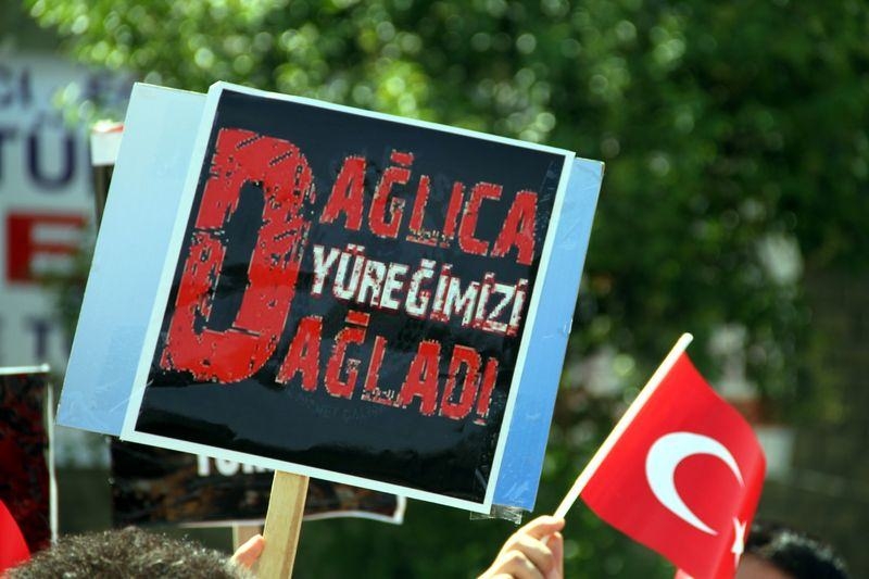 Türkiye'de teröre lanet yürüyüşleri 60