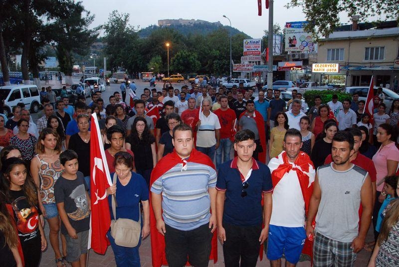 Türkiye'de teröre lanet yürüyüşleri 90
