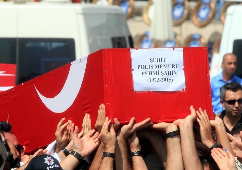 Iğdır şehitlerine son görev 25