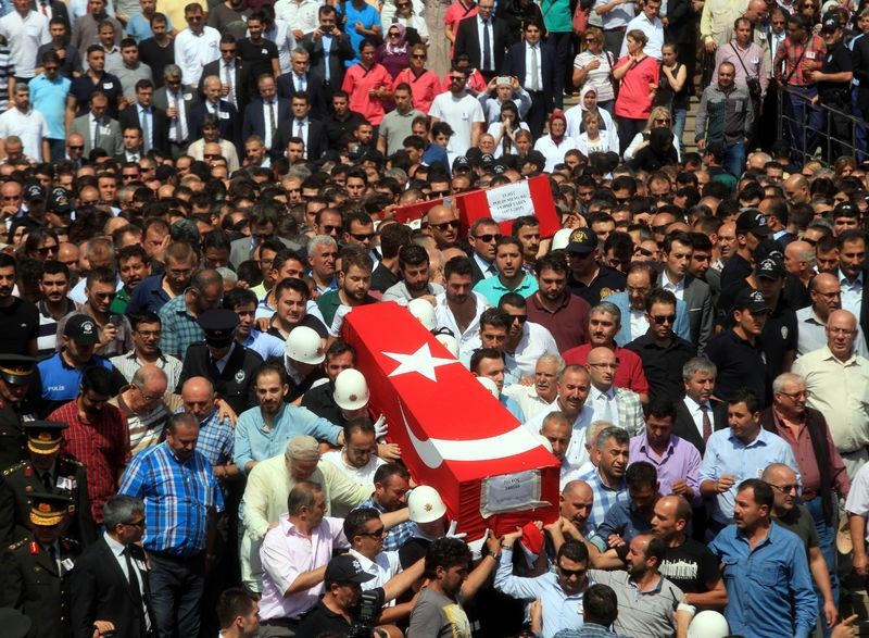 Iğdır şehitlerine son görev 29