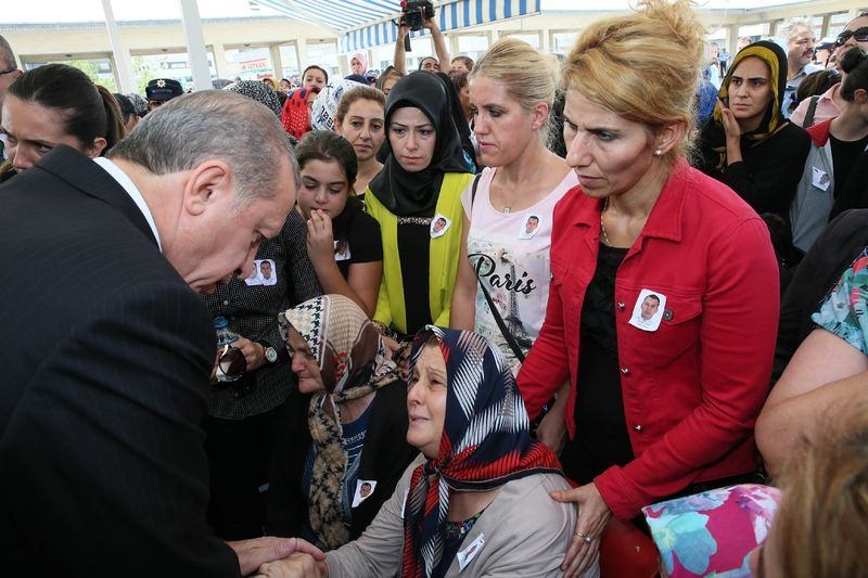 Iğdır şehitlerine son görev 34