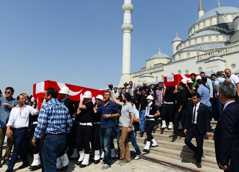 Iğdır şehitlerine son görev 47