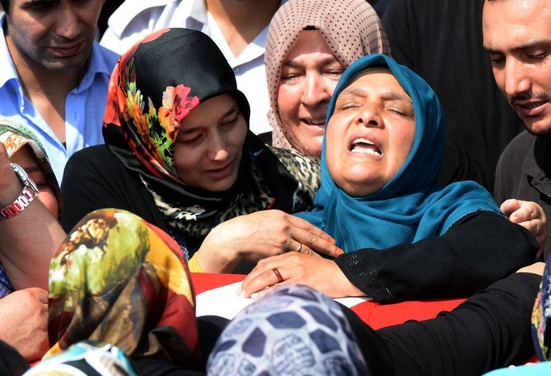 Iğdır şehitlerine son görev 60