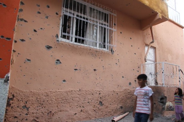 36 saatlik yasak sonrası 'Sur ve Silvan' 2