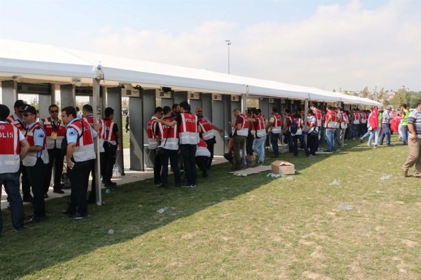 Milyonlar teröre karşı Yenikapı'ya akın etti 29