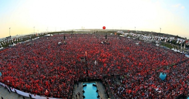 Milyonlar teröre karşı Yenikapı'ya akın etti 6